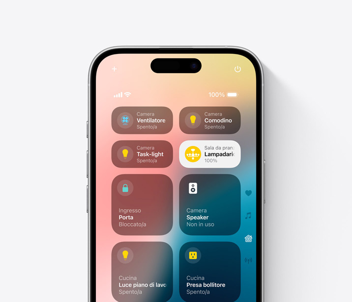 Un iPhone 16 che mostra il Centro di Controllo